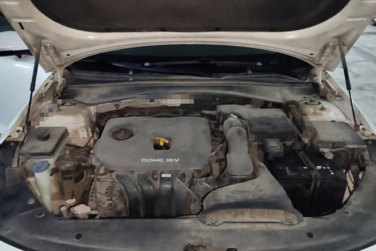 Used Kia K5 2016 2.0L Automatic LUX Engine Bay