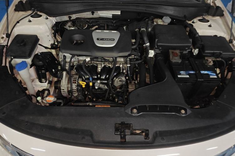 Used Kia K5 2016 1.6T Automatic LUX Engine Bay