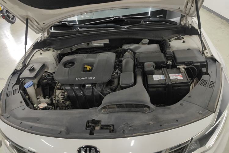 Used Kia K5 2016 2.0L Automatic GLS Engine Bay