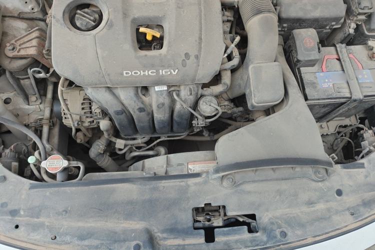 Used Kia K5 2016 2.0L Automatic LUX Engine Bay
