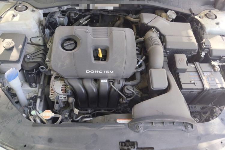 Used Kia K5 2016 2.0L Automatic LUX Engine Bay