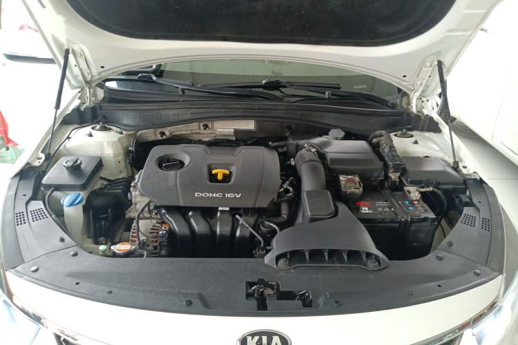 Used Kia K5 2016 2.0L Automatic GLS Engine Bay