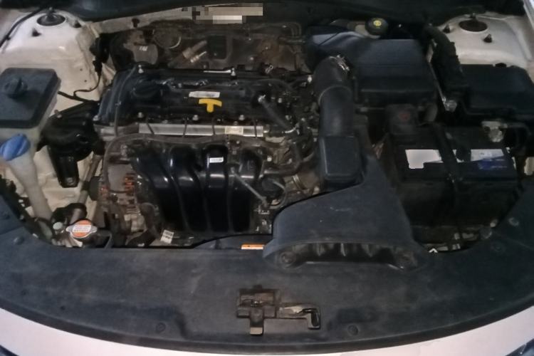 Used Kia K5 2016 2.0L Automatic GLS Engine Bay