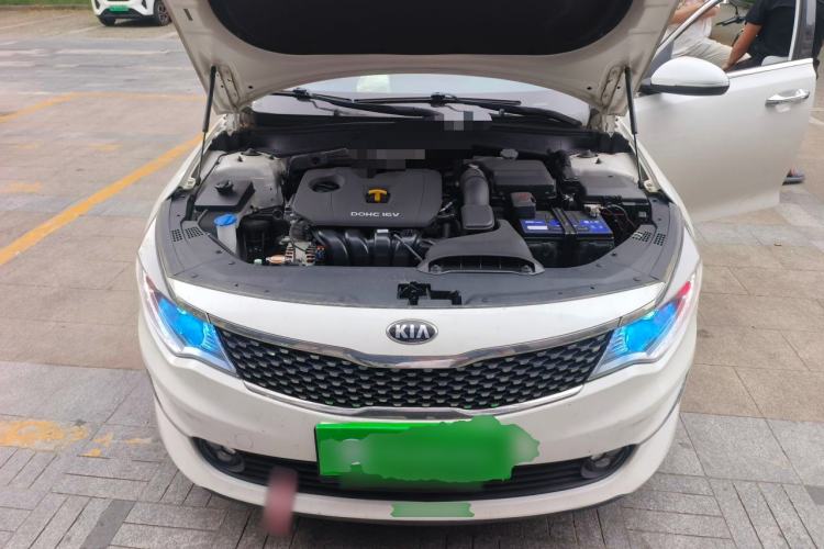 Used Kia K5 2016 2.0L Automatic LUX Engine Bay