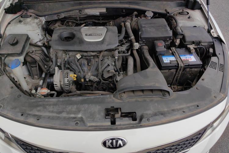 Used Kia K5 2016 1.6T Automatic LUX Engine Bay