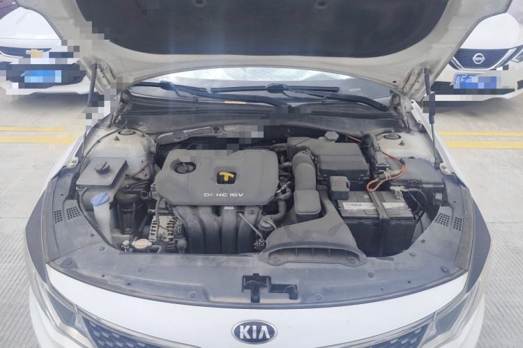 Used Kia K5 2016 2.0L Automatic LUX Engine Bay