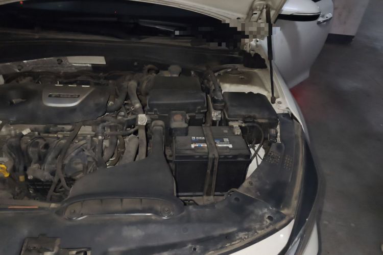 Used Kia K5 2016 1.6T Automatic LUX Engine Bay Left