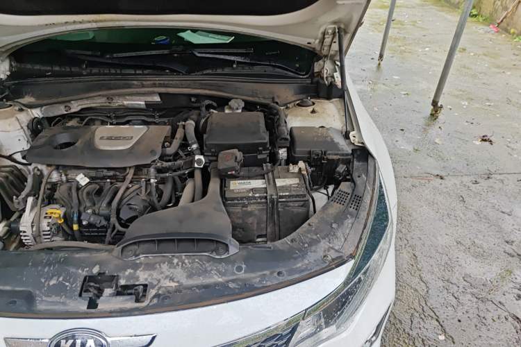 Used Kia K5 2016 1.6T Automatic LUX Engine Bay Left