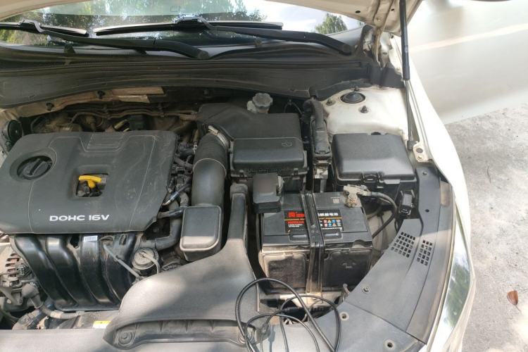 Used Kia K5 2016 2.0L Automatic LUX Engine Bay Left