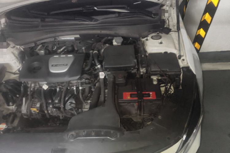 Used Kia K5 2016 1.6T Automatic LUX Engine Bay Left