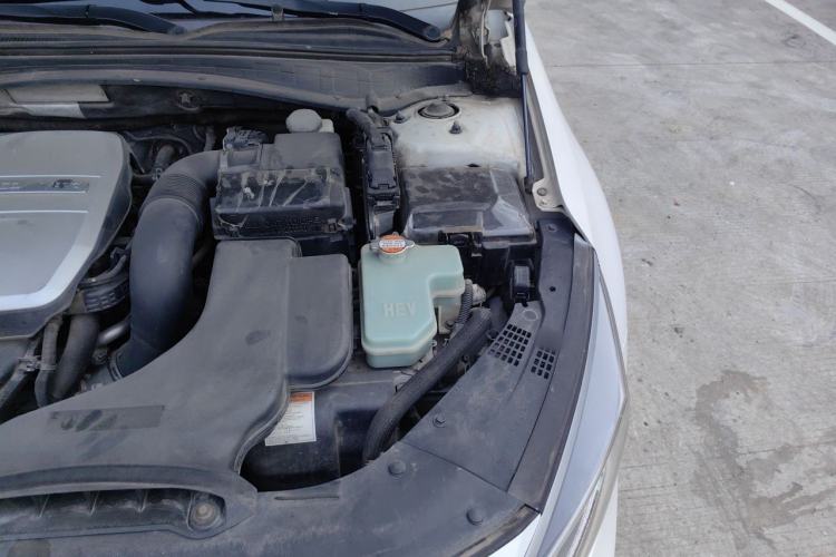 Used Kia K5 2016 2.0L Hybrid GLS Engine Bay Left
