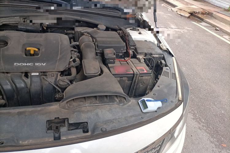 Used Kia K5 2016 2.0L Automatic GLS Engine Bay Left