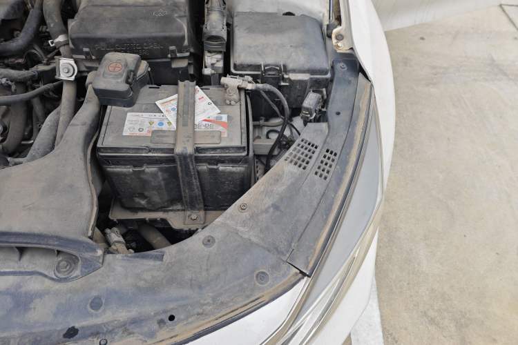Used Kia K5 2016 1.6T Automatic LUX Engine Bay Left