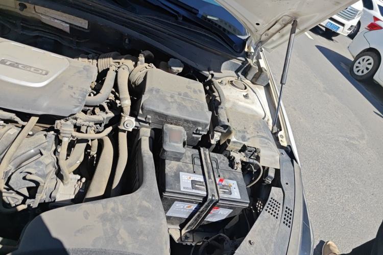 Used Kia K5 2016 1.6T Automatic LUX Engine Bay Left