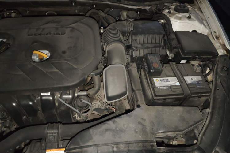 Used Kia K5 2016 2.0L Automatic GL Engine Bay Left