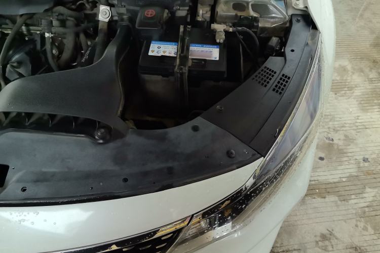 Used Kia K5 2016 1.6T Automatic LUX Engine Bay Left