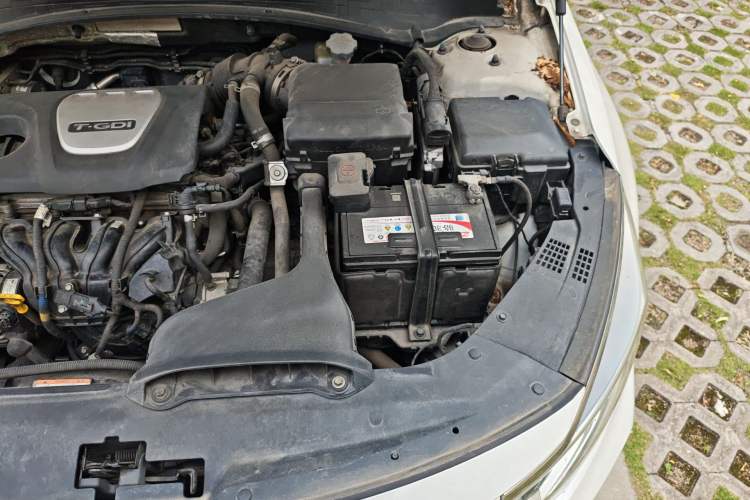 Used Kia K5 2016 1.6T Automatic LUX Engine Bay Left