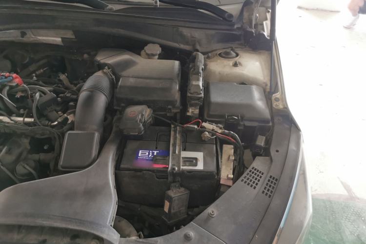 Used Kia K5 2016 2.0L Automatic LUX Engine Bay Left