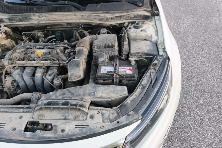 Used Kia K5 2016 2.0L Automatic GL Engine Bay Left