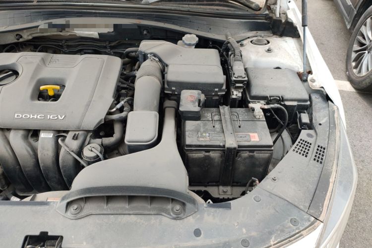 Used Kia K5 2016 2.0L Automatic GLS Engine Bay Left