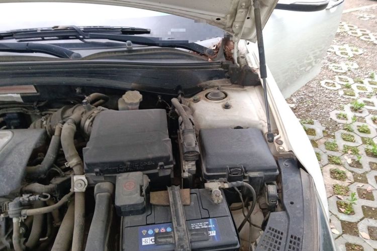Used Kia K5 2016 1.6T Automatic LUX Engine Bay Left