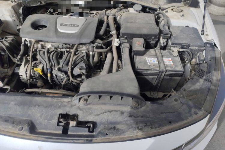 Used Kia K5 2016 1.6T Automatic LUX Engine Bay Left
