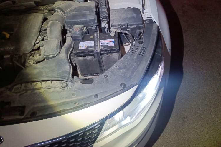 Used Kia K5 2016 2.0L Automatic LUX Engine Bay Left