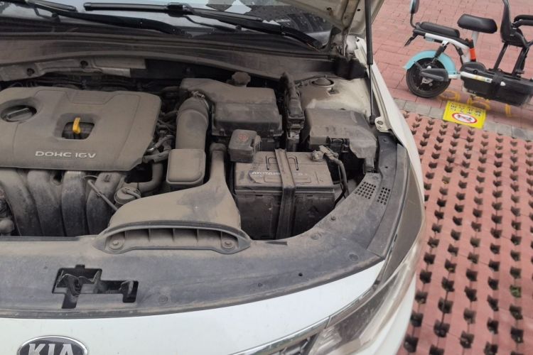Used Kia K5 2016 2.0L Automatic GLS Engine Bay Left