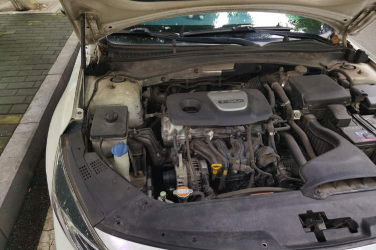 Used Kia K5 2016 1.6T Automatic LUX Engine Bay Right