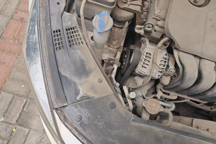 Used Kia K5 2016 2.0L Automatic LUX Engine Bay Right