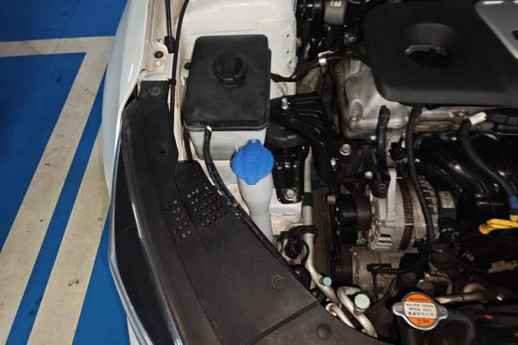 Used Kia K5 2016 1.6T Automatic LUX Engine Bay Right