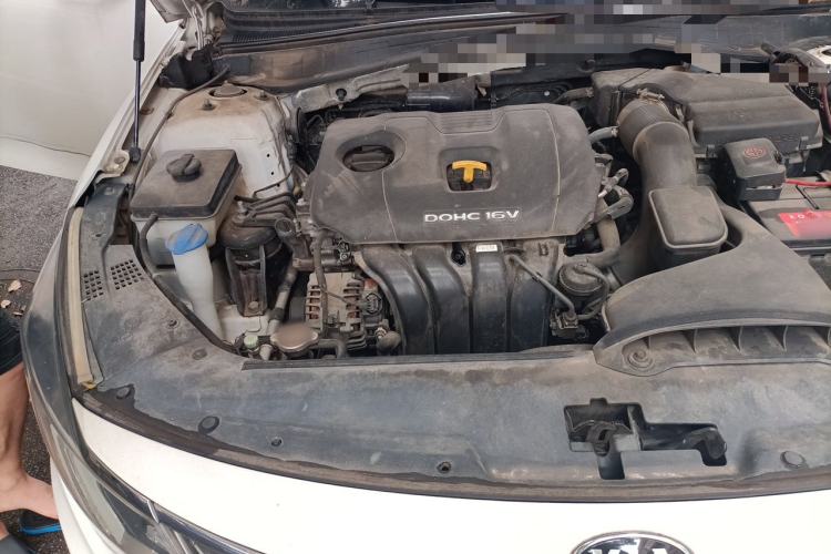 Used Kia K5 2016 2.0L Automatic GLS Engine Bay Right