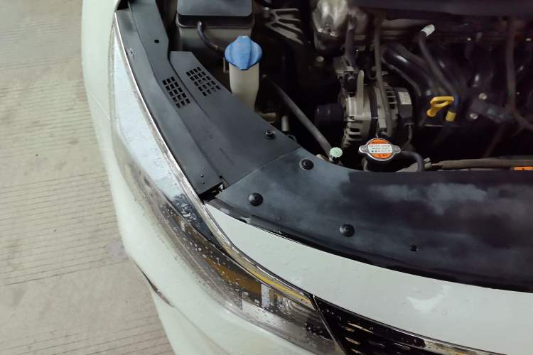 Used Kia K5 2016 1.6T Automatic LUX Engine Bay Right