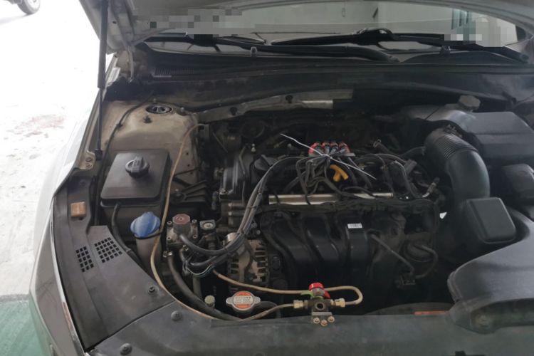 Used Kia K5 2016 2.0L Automatic LUX Engine Bay Right