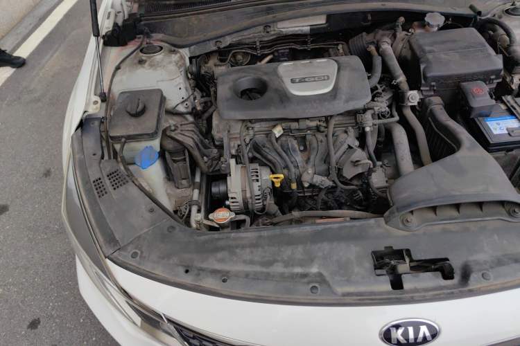 Used Kia K5 2016 1.6T Automatic LUX Engine Bay Right