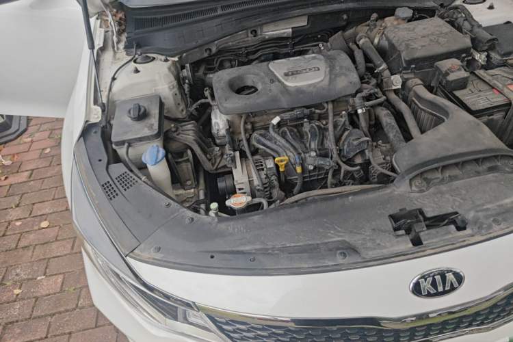 Used Kia K5 2016 1.6T Automatic LUX Engine Bay Right