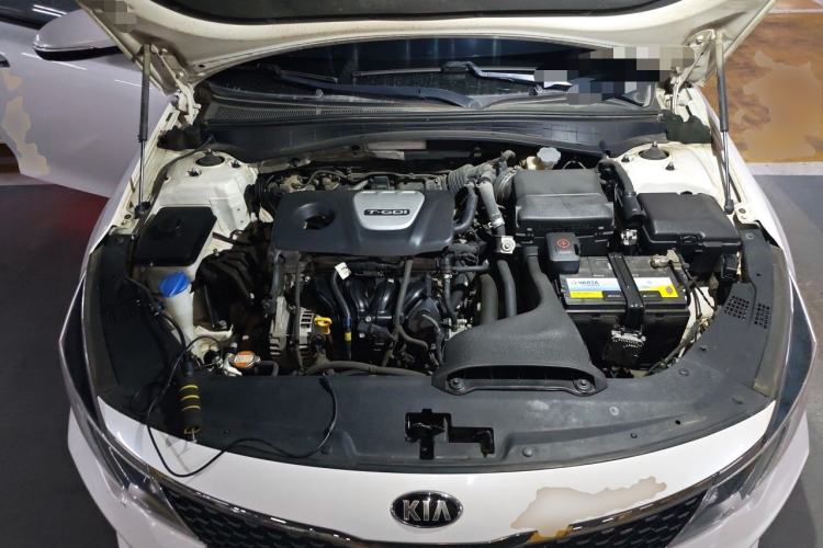 Used Kia K5 2016 1.6T Automatic LUX Engine Bay