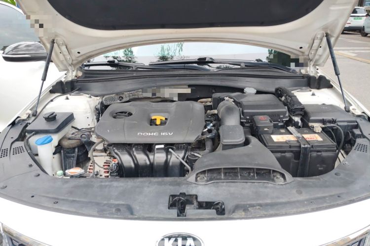 Used Kia K5 2016 2.0L Automatic LUX Engine Bay