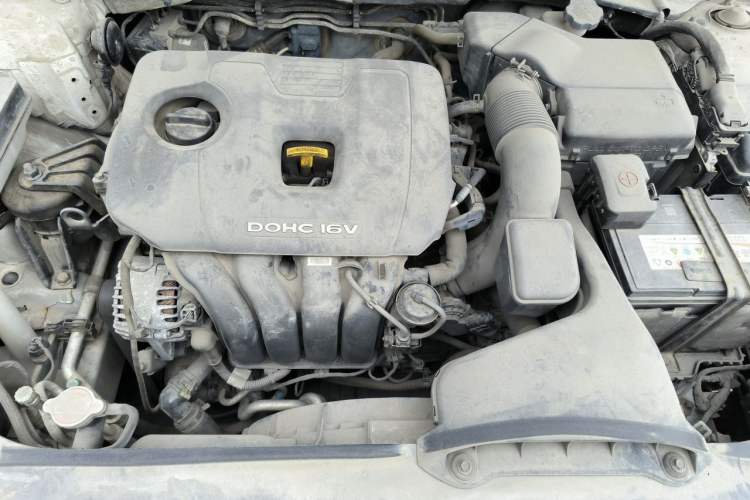 Used Kia K5 2016 2.0L Automatic GLS Engine Bay