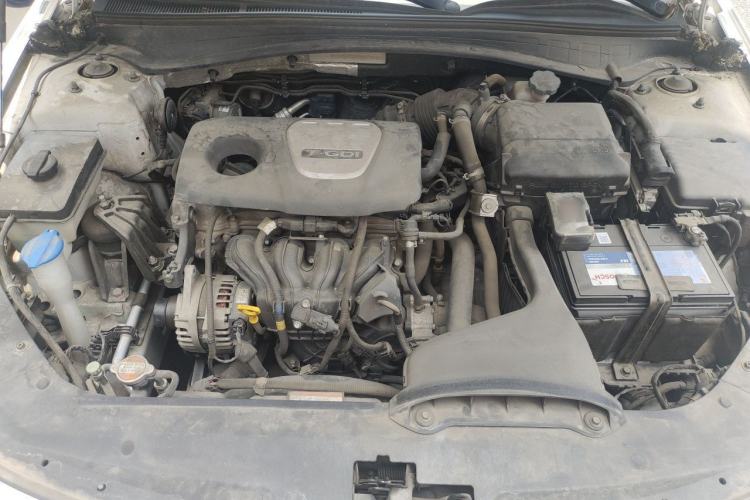 Used Kia K5 2016 1.6T Automatic LUX Engine Bay