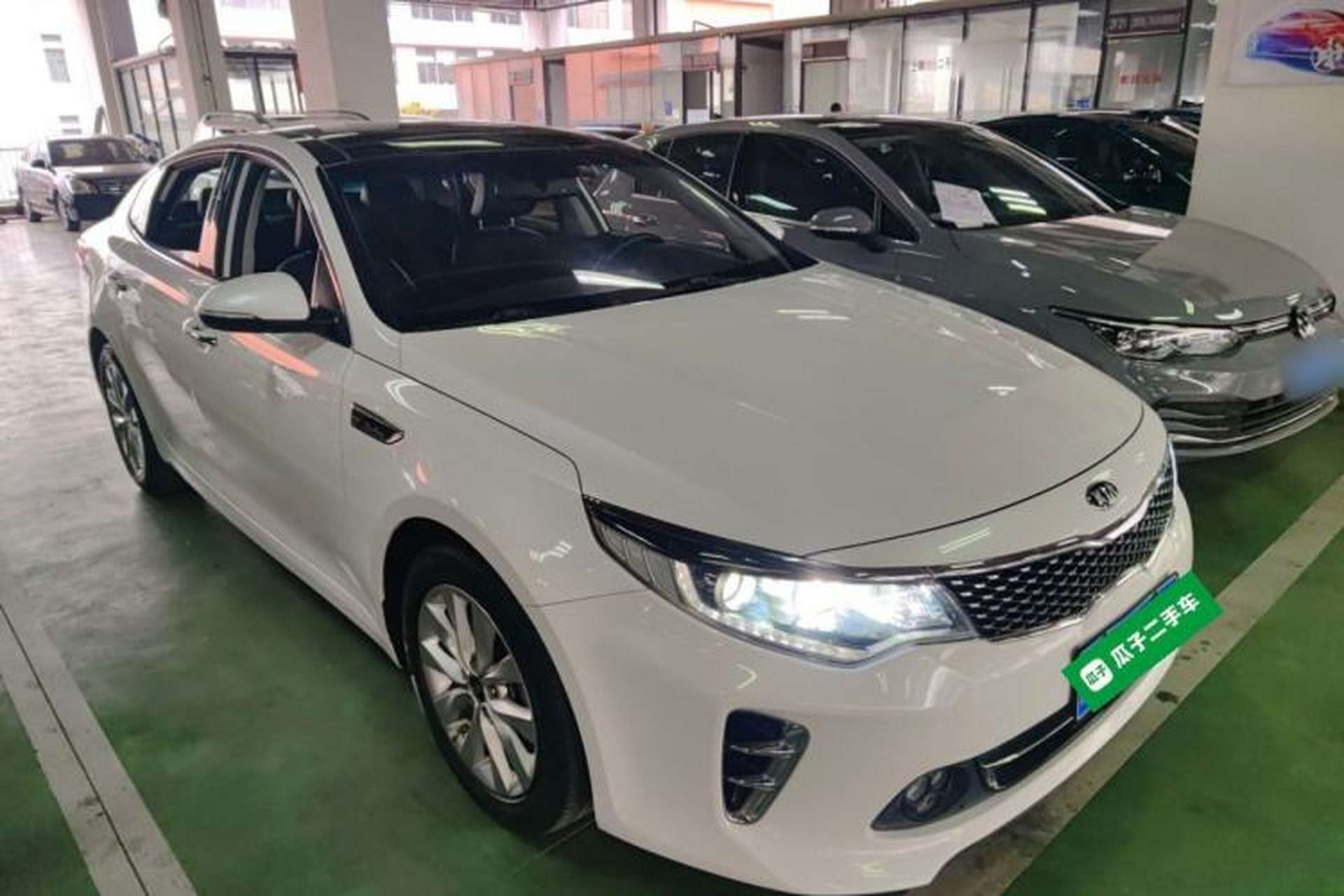 Used Kia K5 2016 1.6T Automatic LUX Exterior 1