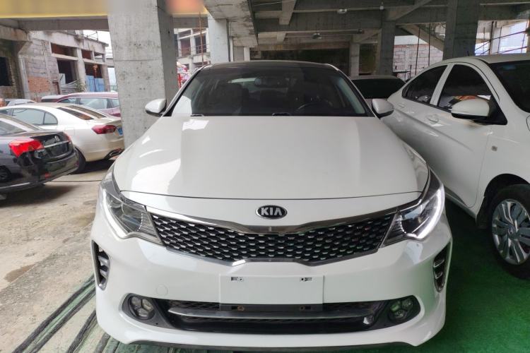 Used Kia K5 2016 1.6T Automatic LUX Exterior 1