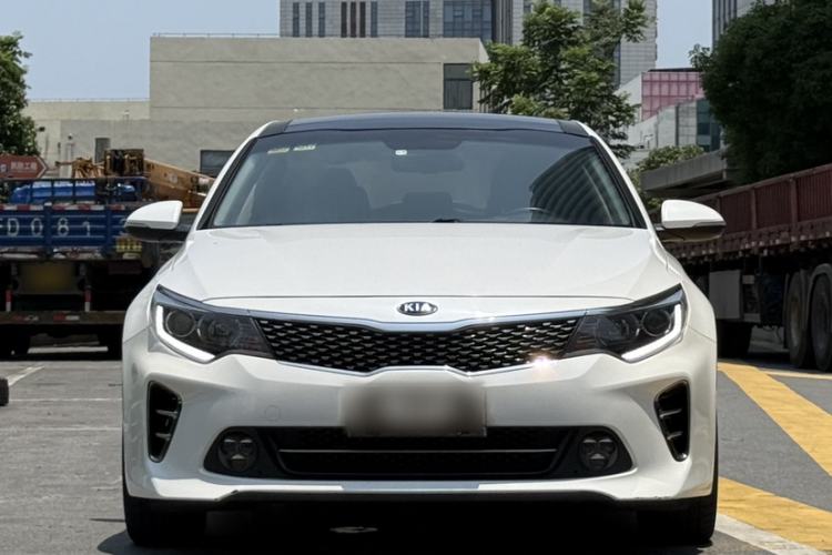 Used Kia K5 2016 1.6T Automatic LUX Exterior 5