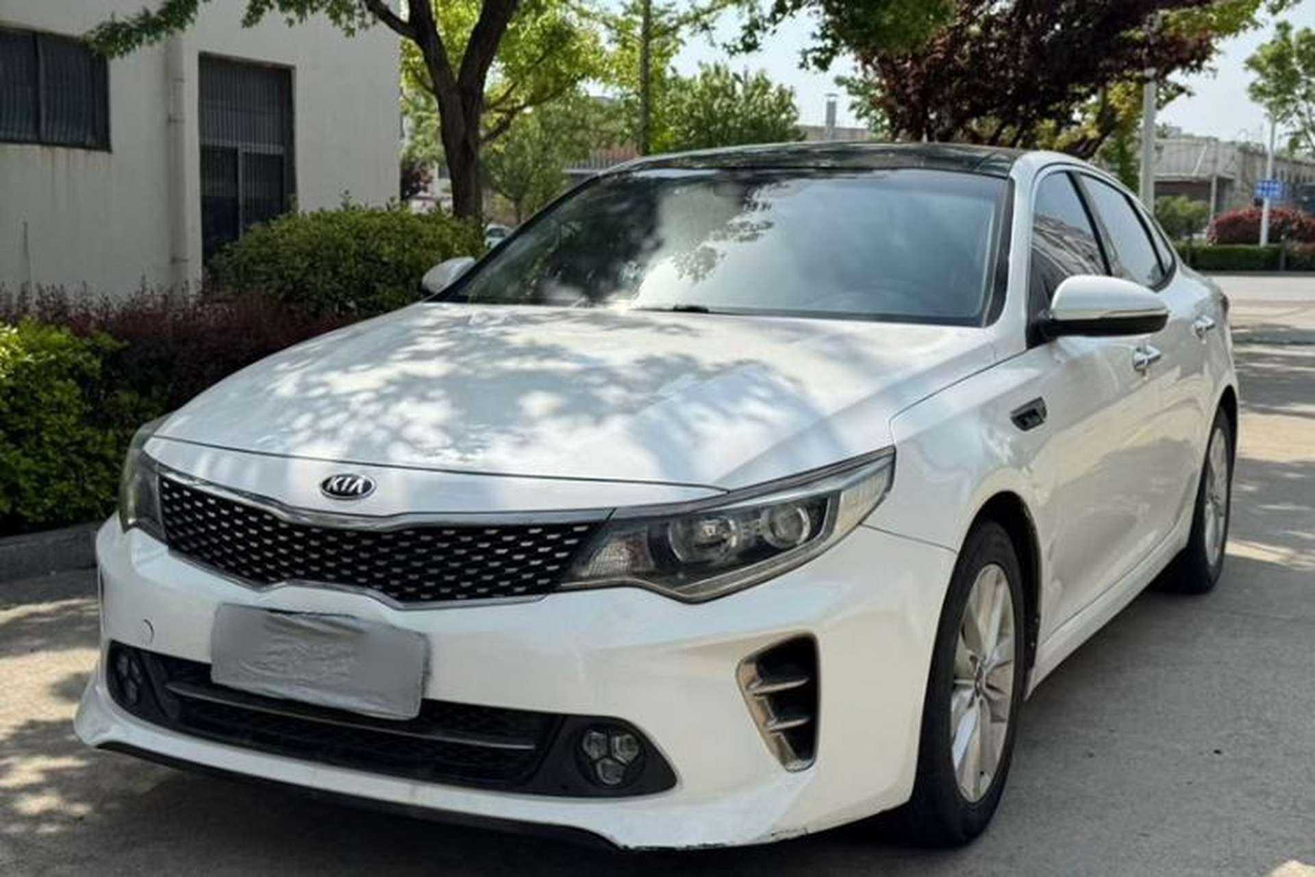 Used Kia K5 2016 1.6T Automatic LUX Exterior 5