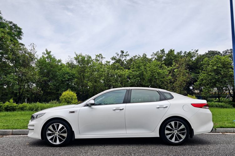 Used Kia K5 2016 2.0L Automatic LUX Exterior 8
