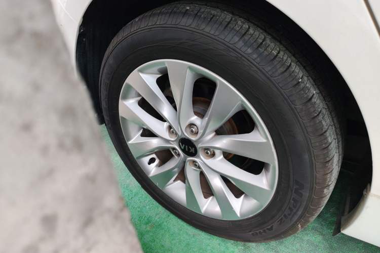 Used Kia K5 2016 1.6T Automatic LUX Exterior 8