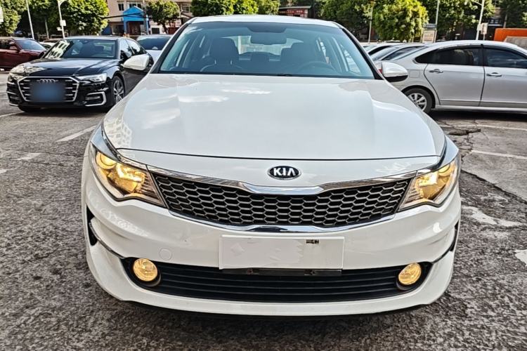 Used Kia K5 2016 2.0L Automatic GLS Front