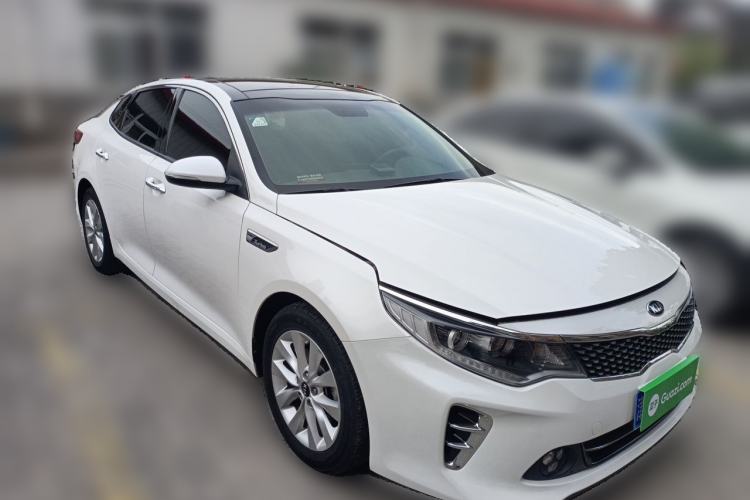 Used Kia K5 2016 1.6T Automatic LUX Front Right 45 Deg