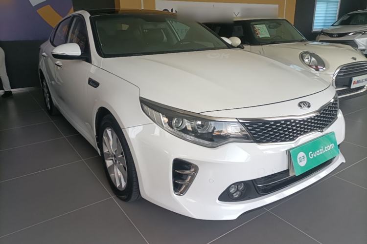 Used Kia K5 2016 1.6T Automatic LUX Front Right 45 Deg