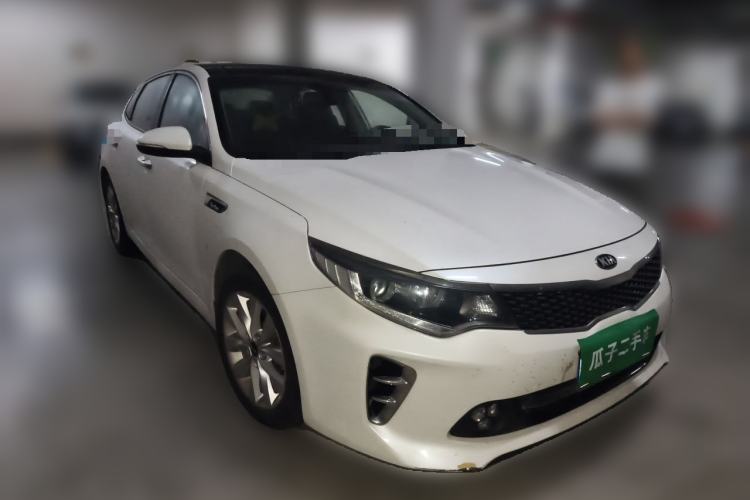Used Kia K5 2016 1.6T Automatic LUX Front Right 45 Deg
